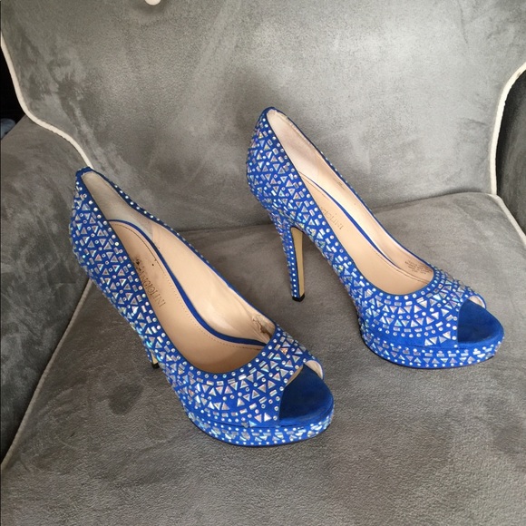 Enzo Angiolini blue bedazzled pumps - Picture 3 of 3